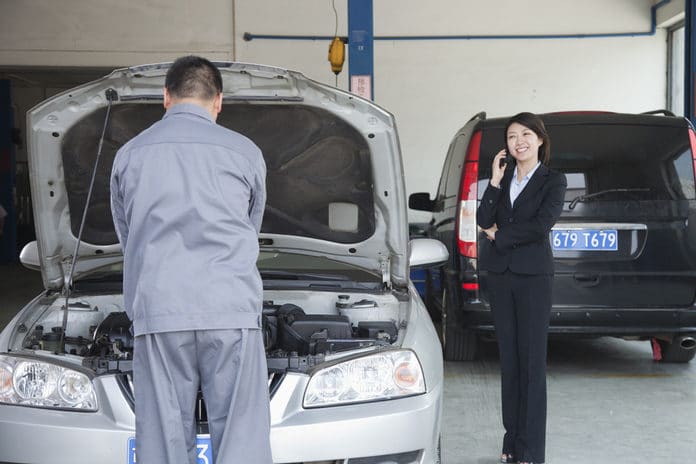 how long to cahrge a car battery at amps