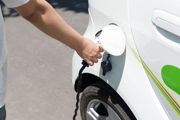 electric-car-battery-lasting-time how many hours does your electric car battery last?