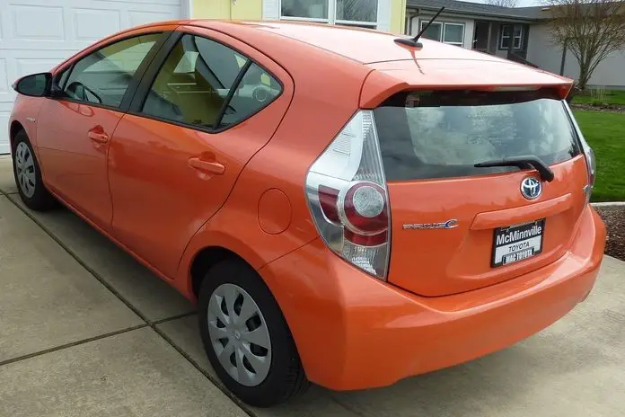 prius c battery life